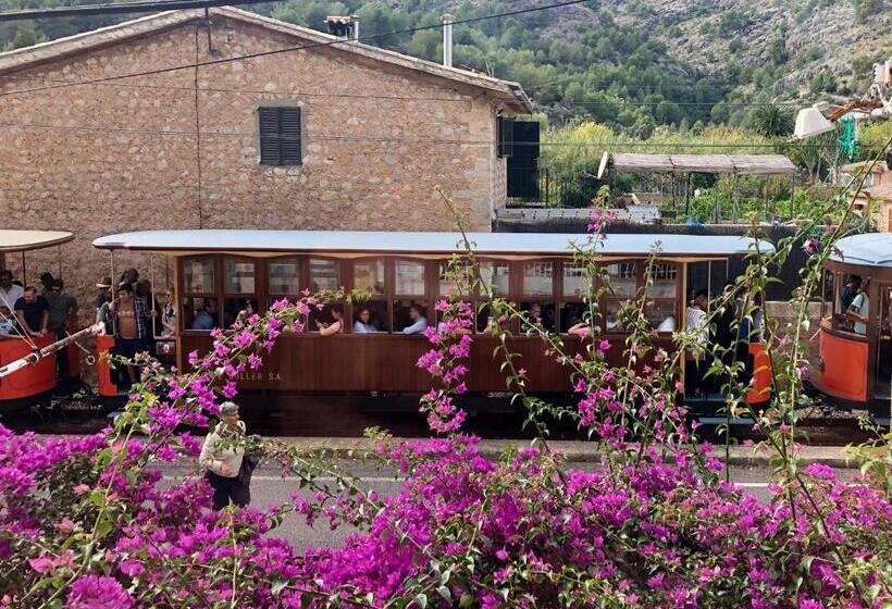 客栈  Sol Port Soller