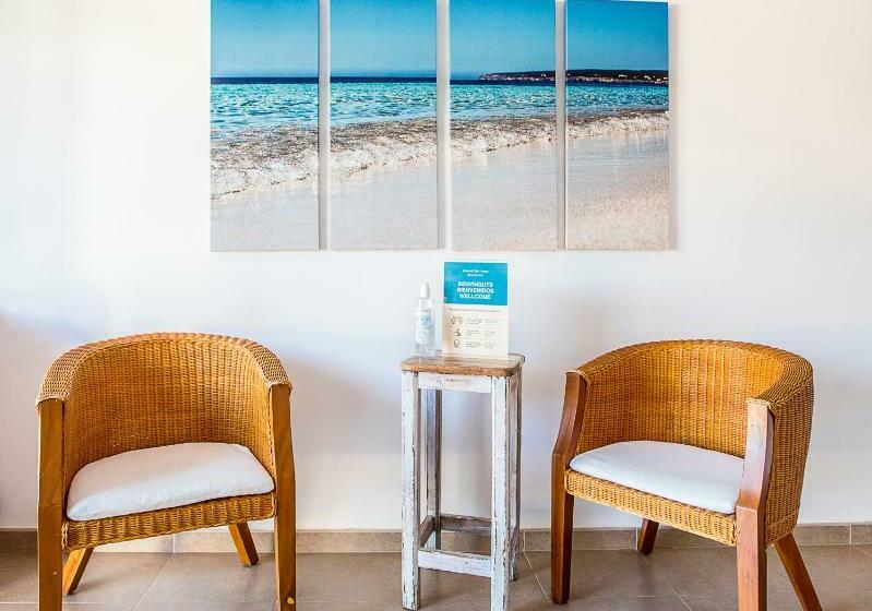 مسافرخانه Sol Y Mar