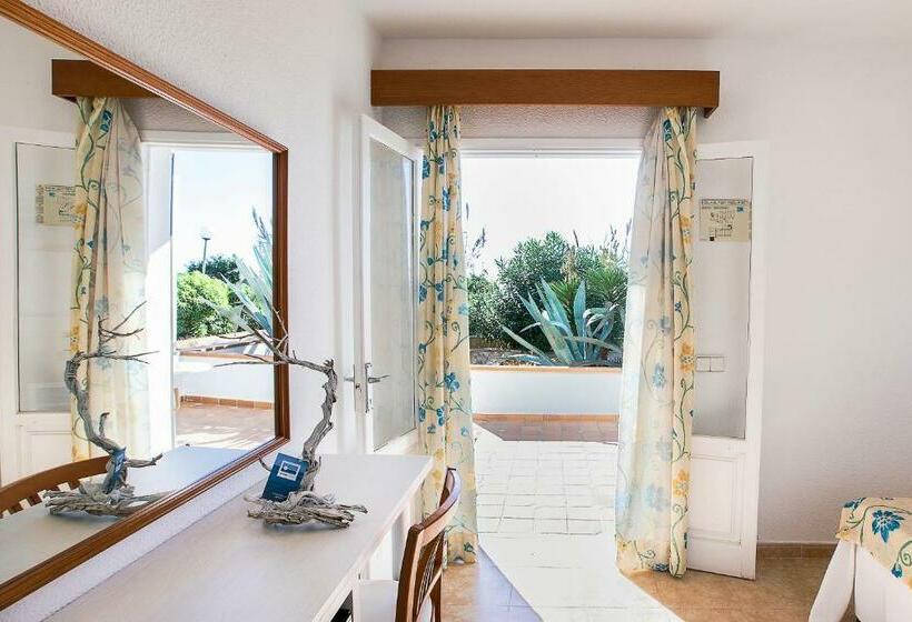 مسافرخانه Sol Y Mar