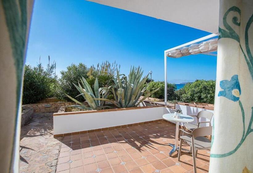 مسافرخانه Sol Y Mar