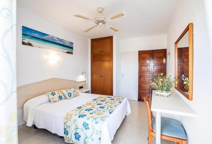 مسافرخانه Sol Y Mar