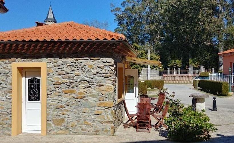 בית מלון כפרי Alvaro