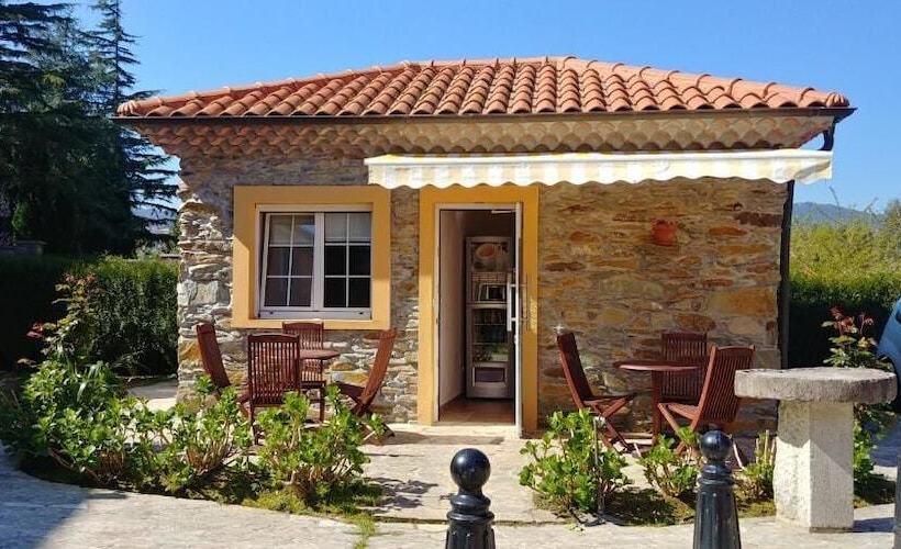 בית מלון כפרי Alvaro