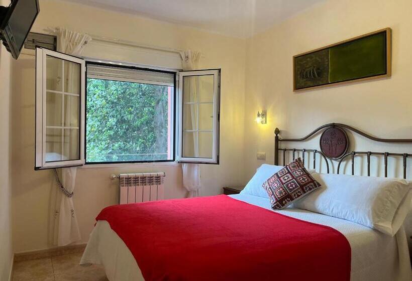 בית מלון כפרי Alvaro