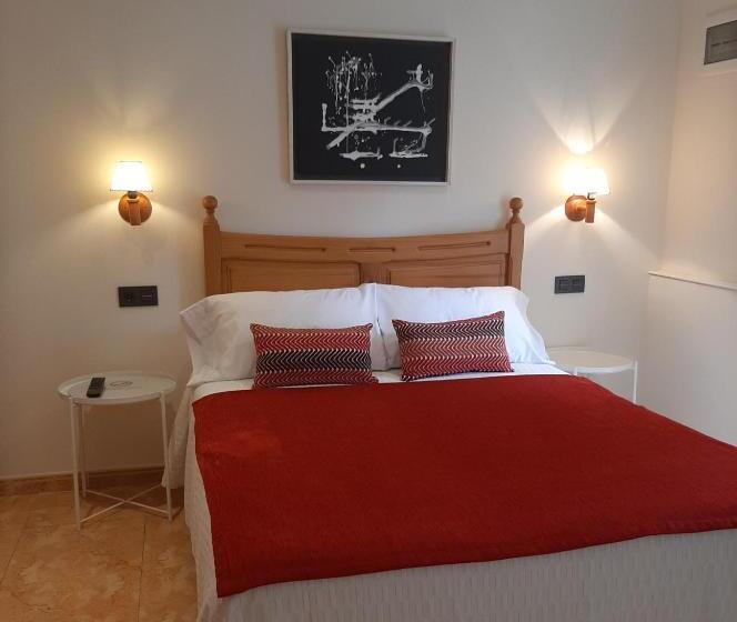 בית מלון כפרי Alvaro