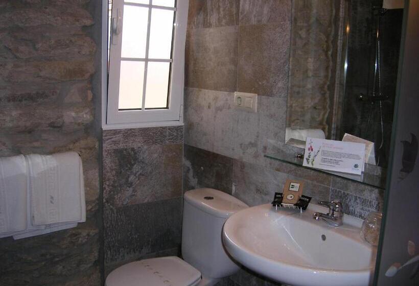 בית מלון כפרי Alvaro