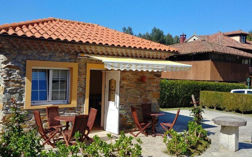 בית מלון כפרי Alvaro