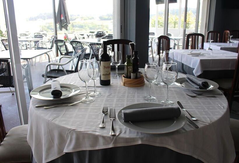 ホテル As Camelias