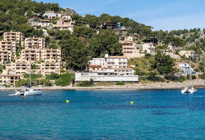 ホテル Salino Port Soller