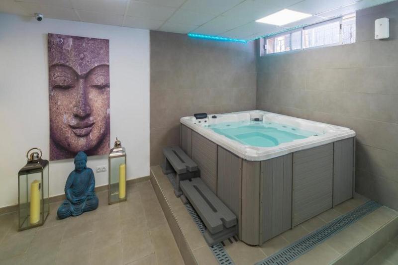 هتل Diamante Paguera Boutique