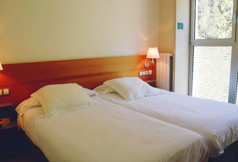 호텔 El Balneario De Tus