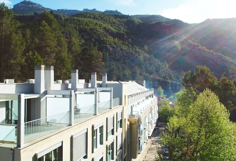 호텔 El Balneario De Tus