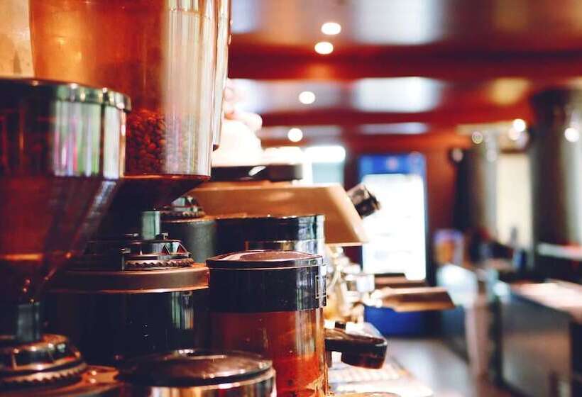 호텔 El Balneario De Tus