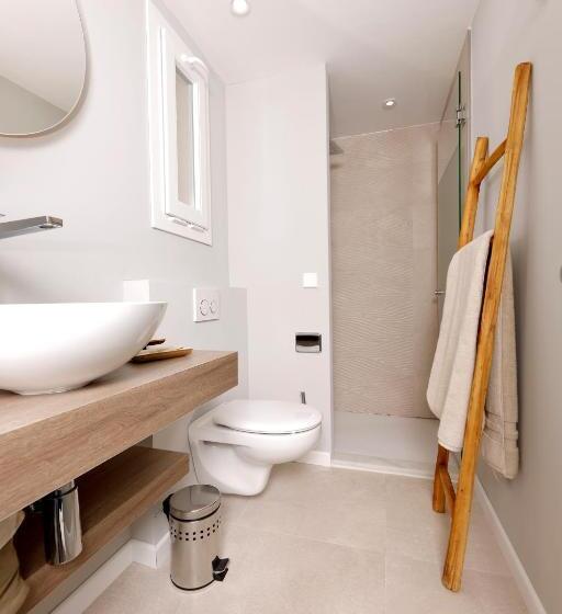 호텔 Eques Petit Resort