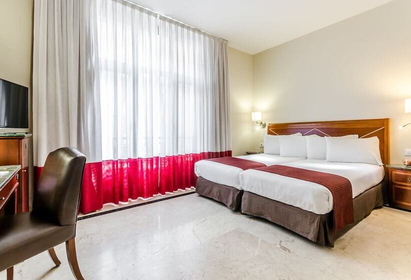 Отель Exe Laietana Palace