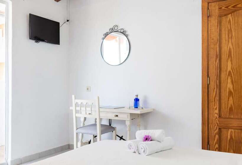 فندق Garau Petit