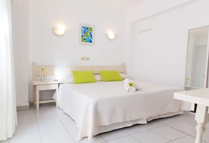 فندق Garau Petit