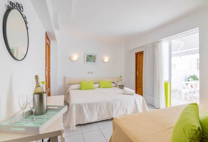 فندق Garau Petit