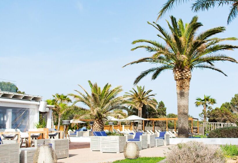 Gecko Hotel & Beach Club, A Small Luxury Hotel Of The World