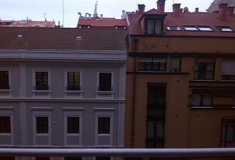 هتل Hospedaje Covadonga