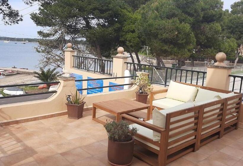 호텔 Hostal Bahía Azul