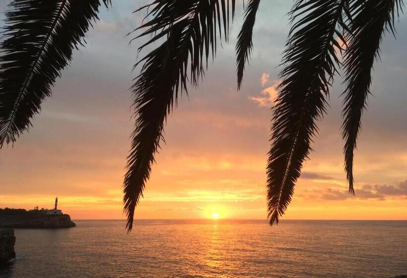 酒店 Hostal Bahía Azul