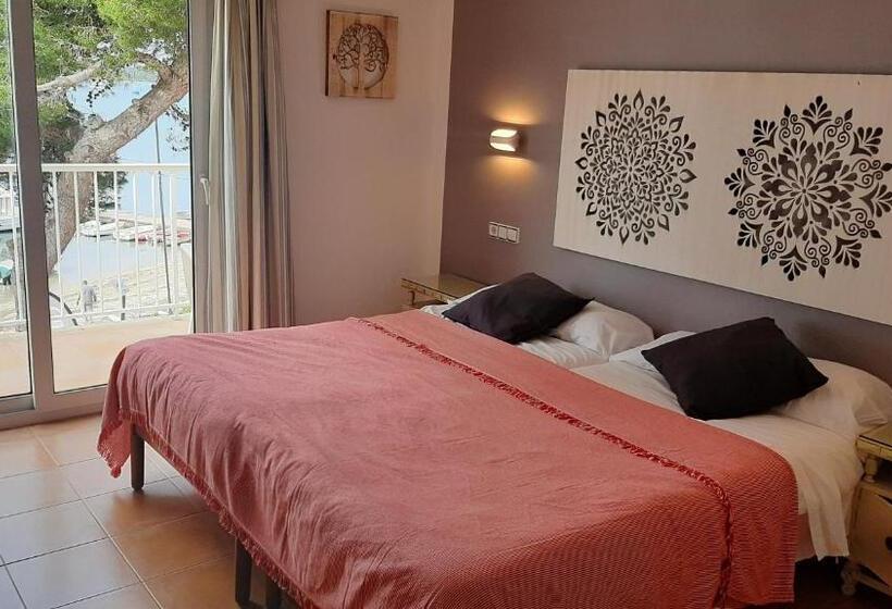 호텔 Hostal Bahía Azul