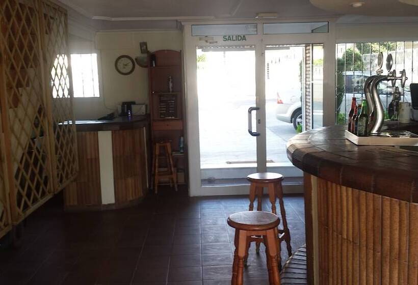 호텔 Hostal Bahía Blanca