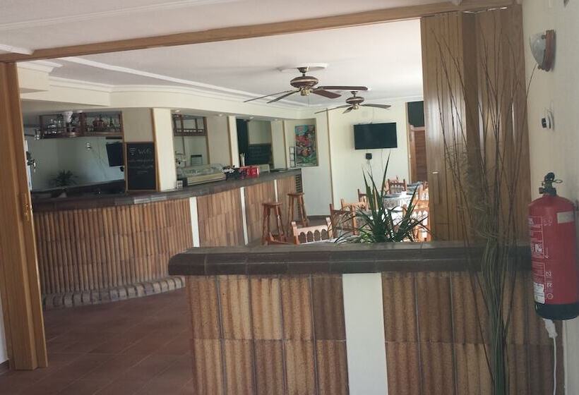 호텔 Hostal Bahía Blanca