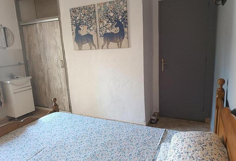 فندق Hostal Bélgica