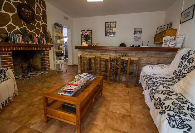 ホテル Hostal Cala Boix