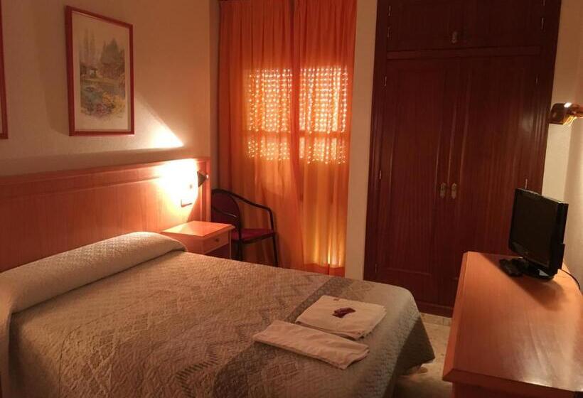 בית מלון כפרי Hostal Carlos Iii