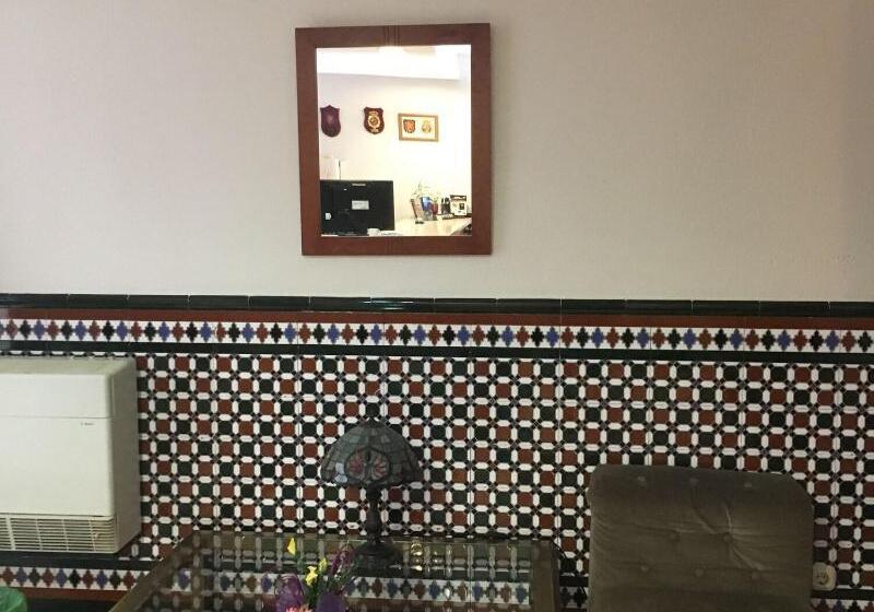 בית מלון כפרי Hostal Carlos Iii