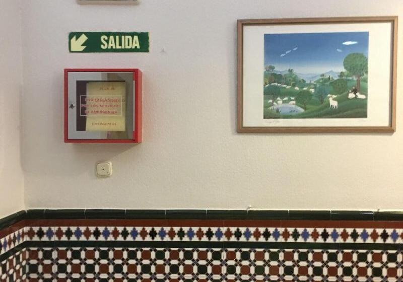 בית מלון כפרי Hostal Carlos Iii