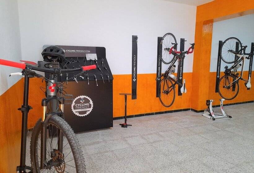 酒店 Hostal Doris Adults Only