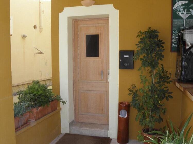 酒店 Hostal Doris Adults Only