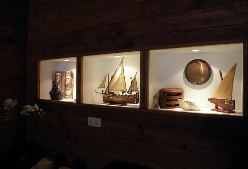 酒店 Hostal Doris Adults Only