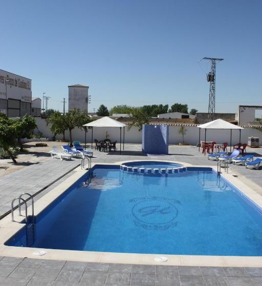 호텔 Hostal El Palomar