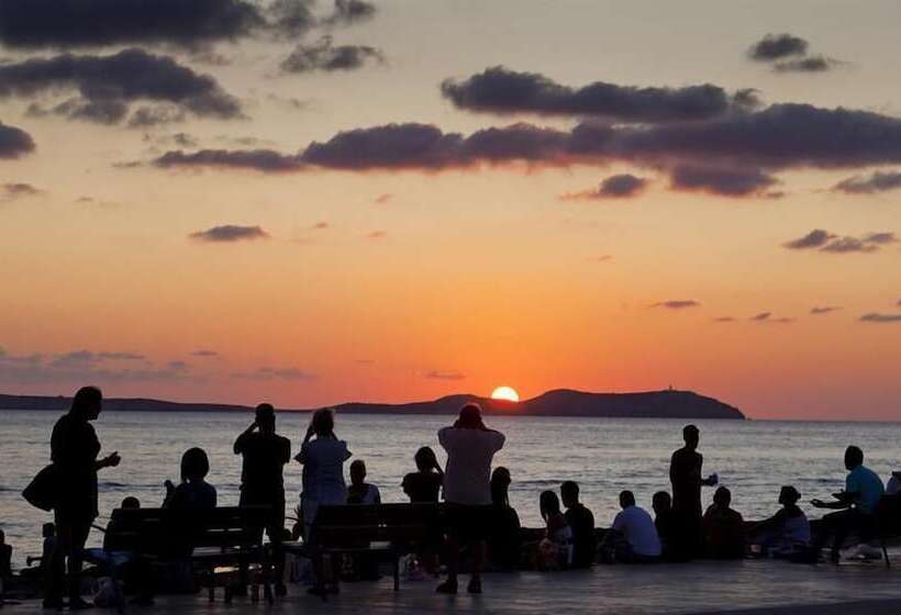 هتل Hostal Horizonte