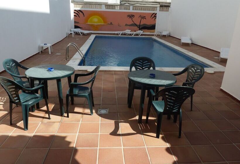 هتل Hostal Horizonte