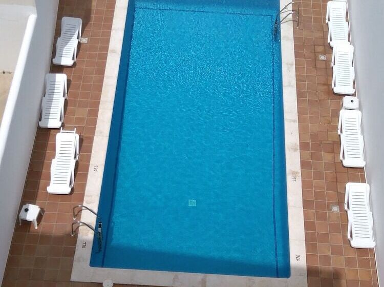 هتل Hostal Horizonte