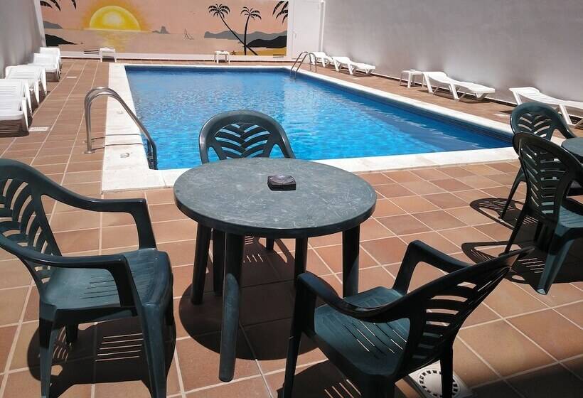 هتل Hostal Horizonte