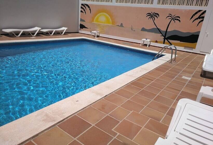 هتل Hostal Horizonte