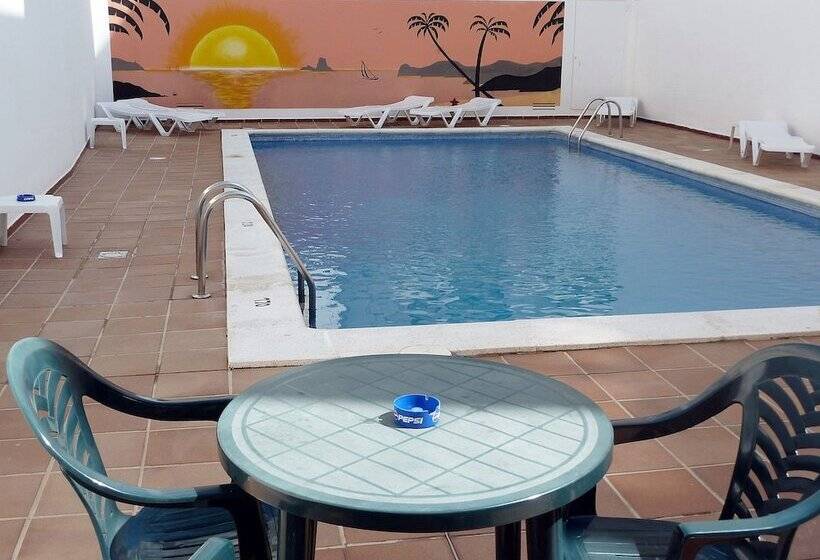 هتل Hostal Horizonte