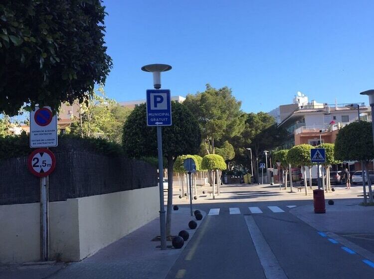 בית מלון כפרי Hostal Jakiton