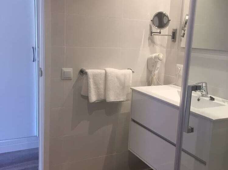 בית מלון כפרי Hostal Jakiton