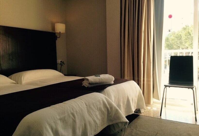 בית מלון כפרי Hostal Jakiton