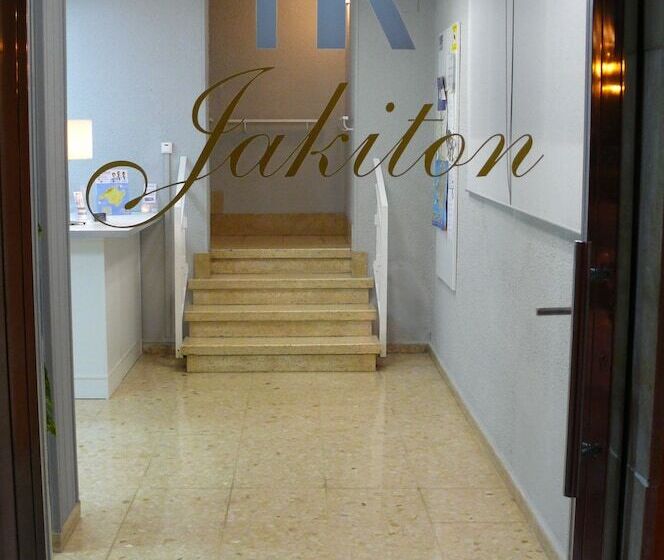 בית מלון כפרי Hostal Jakiton