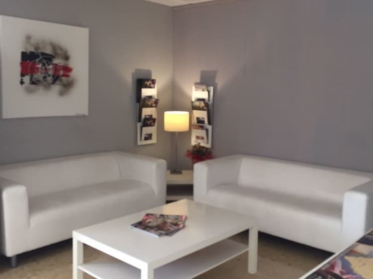 בית מלון כפרי Hostal Jakiton