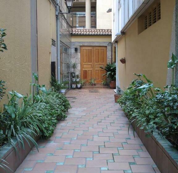 هتل Hostal La Provinciana